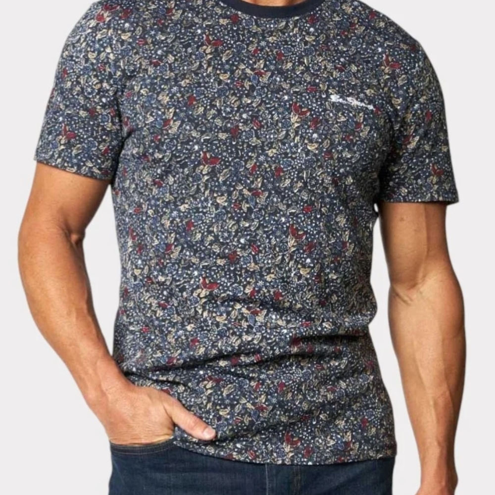 Ben Sherman NWT Men Medium Navy Floral Print Crew Neck T-Shirt M